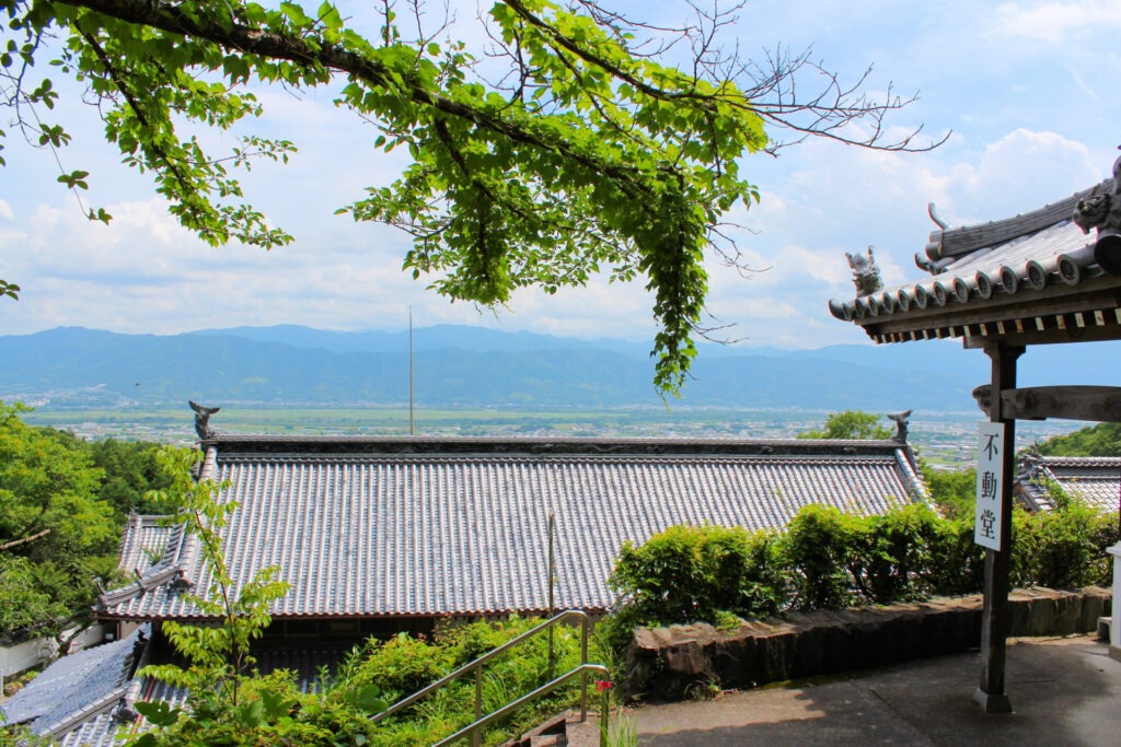 四國遍路第10番切幡寺_俯瞰四國山脈景