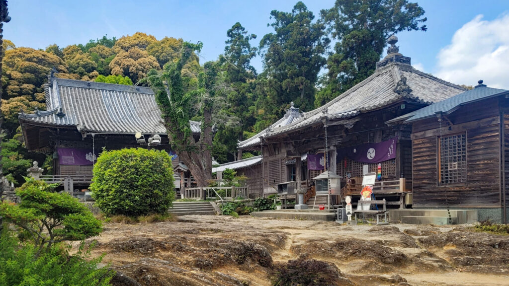 四國遍路第14番常樂寺_流水岩