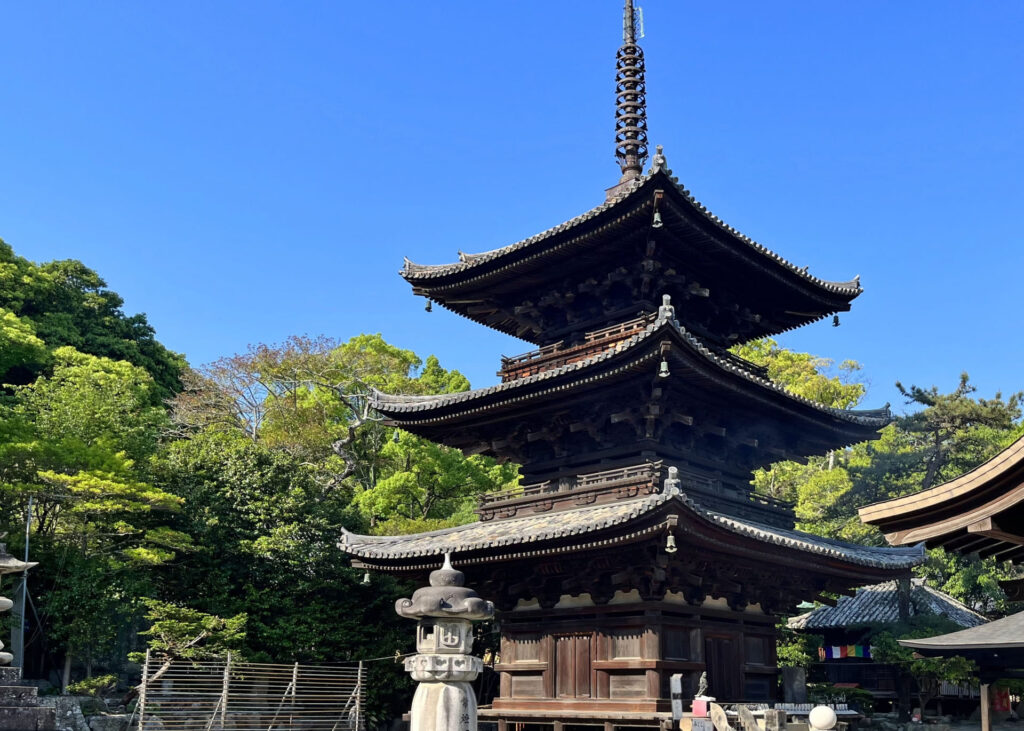 四國遍路第51番石手寺_三重塔
