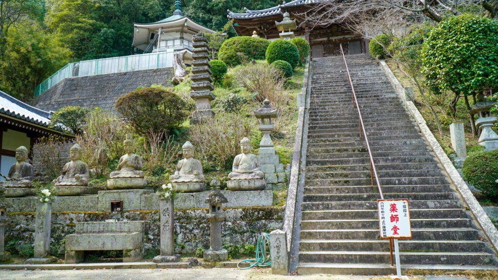 四國遍路第69番觀音寺_藥師堂