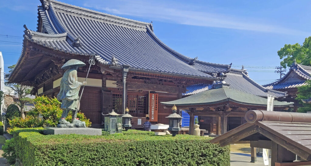 四國遍路第70番本山寺_大師堂