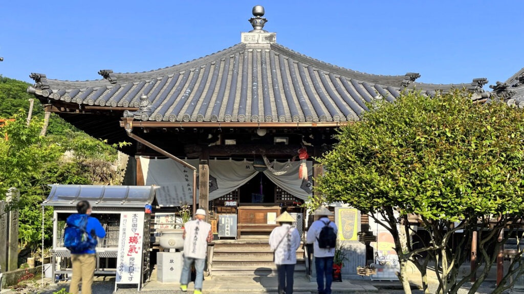 四國遍路第73番出釋迦寺_本堂