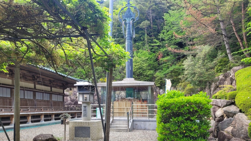 四國遍路第88番大窪寺_寶杖堂